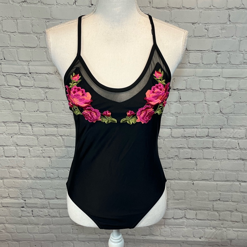 XHILARATION Swimsuit Embroidered Floral One Piece-Medium